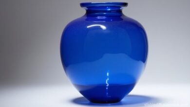 Why This Mysterious Blue Vase Sold for $1.2 Million – The Hidden Detail You Missed