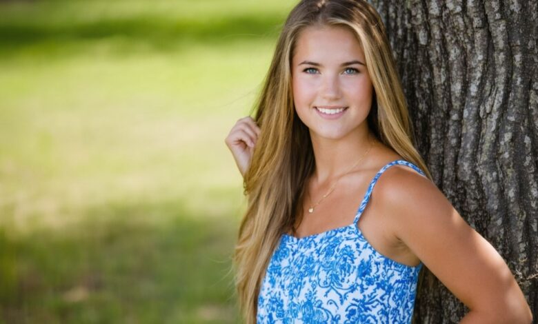 10 Must-Try Senior Picture Ideas for a Stunning Graduation Shoot